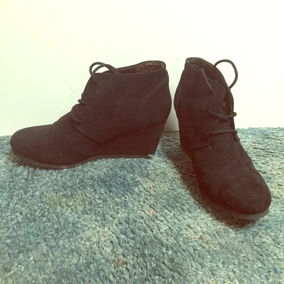 Black Booties