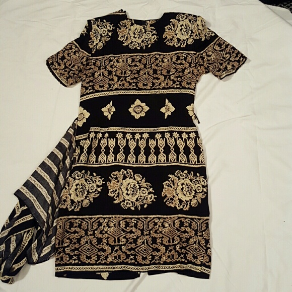 Dresses & Skirts - *** SALE ONLY $19 ***  Classy Wrap Dress