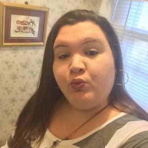 Meet your Posher, Alissa