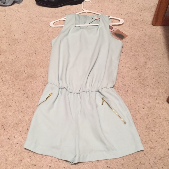Romper - Picture 1 of 1