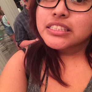 Meet your Posher, Tray