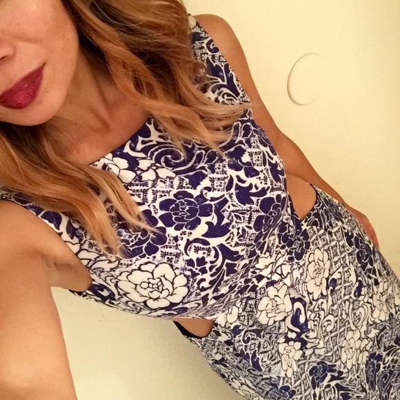 Dresses & Skirts - Blue Porcelain Maxi Dress