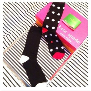 💯%Auth♠️KATE SPADE♠2 Pair Trouser Socks Black/Red
