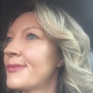 Meet your Posher, Angie