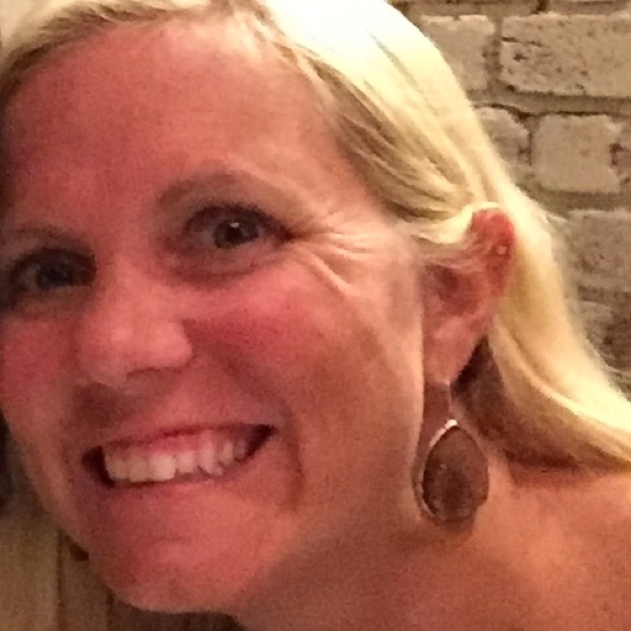 Meet your Posher, Alison