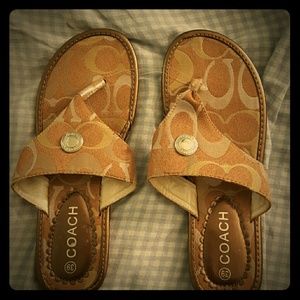 coach Flip flops