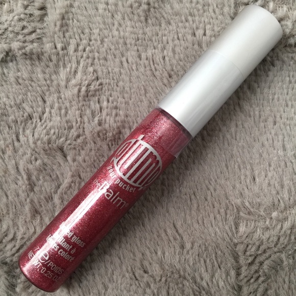 🌺 The balm lipgloss