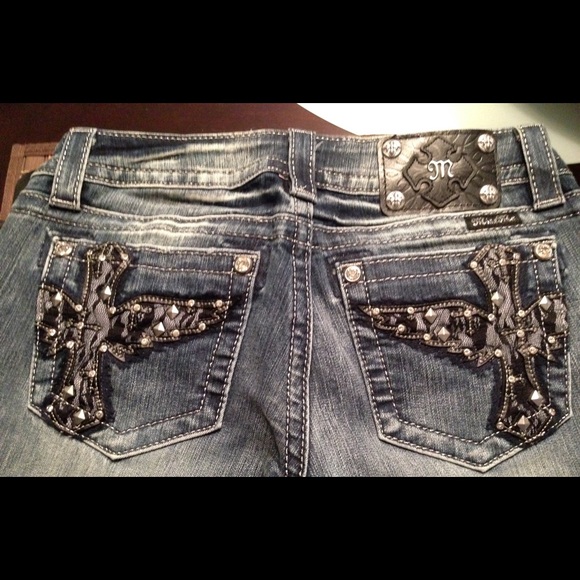 Miss Me Jeans - Picture 1 of 3