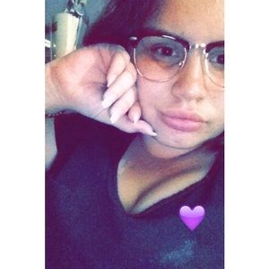 Meet your Posher, Lillian