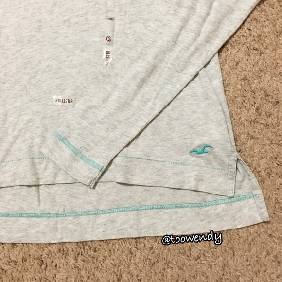 Hollister Long Sleeve Top - Picture 3 of 3