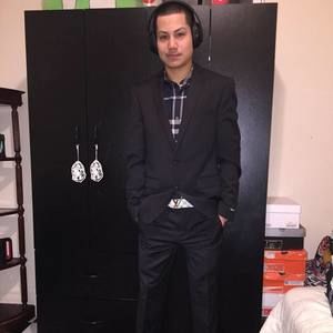 Meet your Posher, Adan