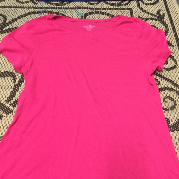 XL TEE