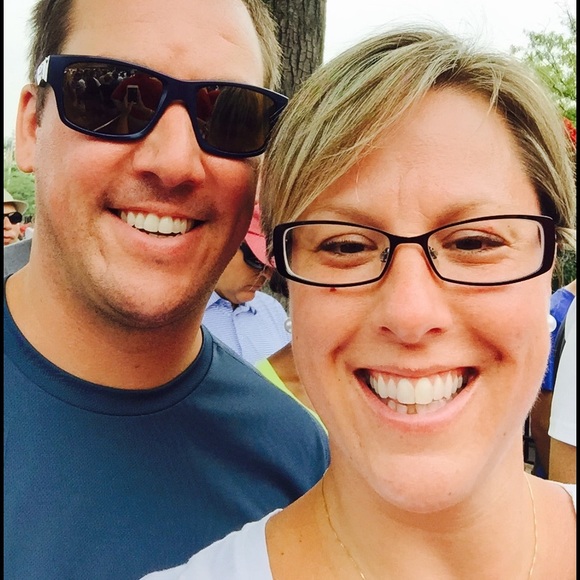 Meet your Posher, Alison - Picture 1 of 1