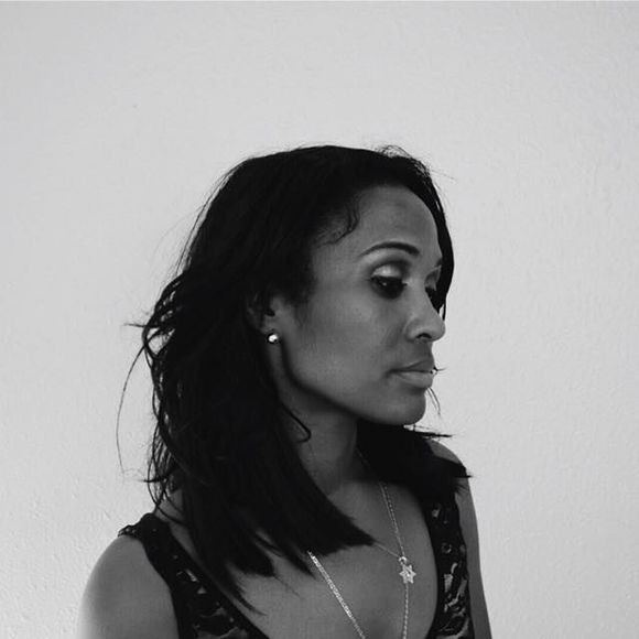 Meet your Posher, Afani - Picture 1 of 1