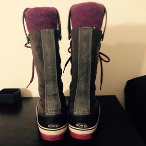 💕NEW LIsting SOREL Joan of Artic Boots!
