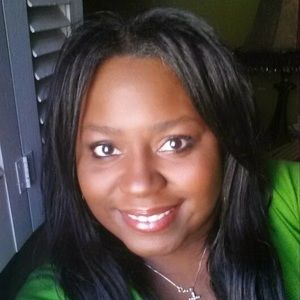Meet your Posher, Tia