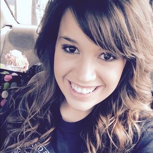 Meet your Posher, Hannah