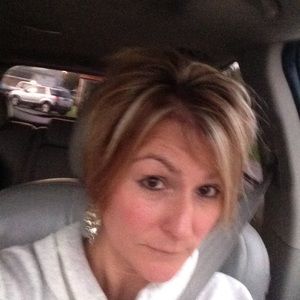 Meet your Posher, Carrie