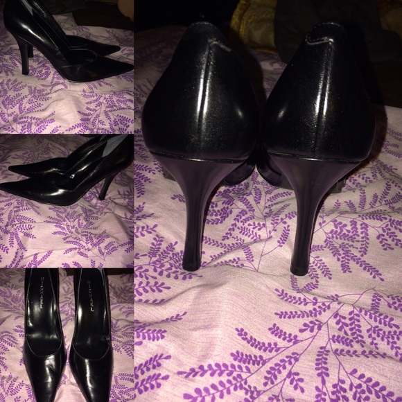 black comfortable heels