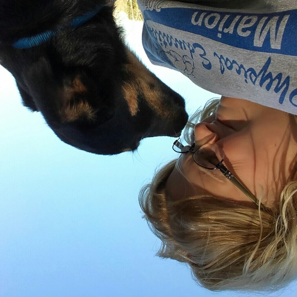 Meet your Posher, Elizabeth