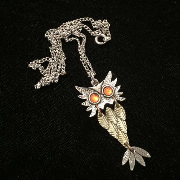 Vintage articulated OWL necklace