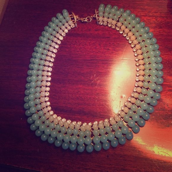 Banana republic statement necklace.