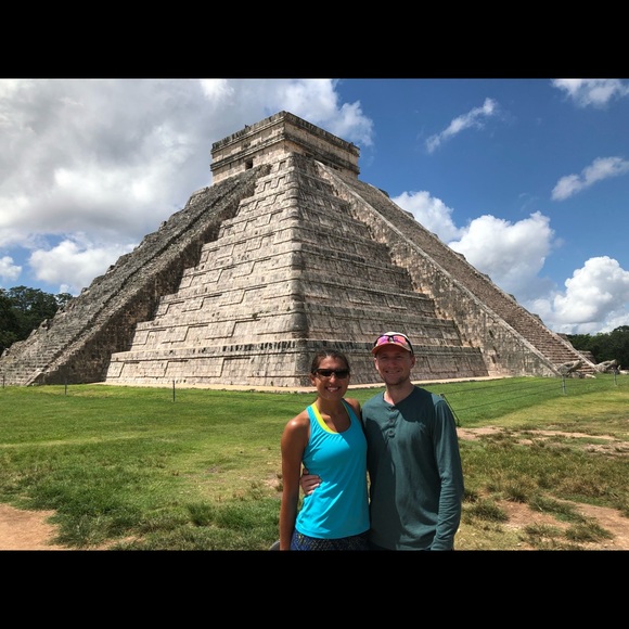 Meet your Posher, Alexis - Picture 4 of 7