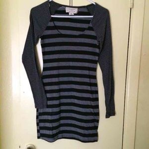 URBAN OUTFITTERS BODYCON DRESS