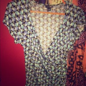 V-neck floral blouse top