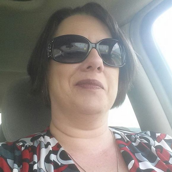 Meet your Posher, Dana