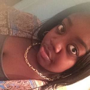 Meet your Posher, Leigh