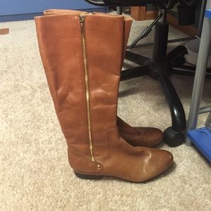 Brown leather clarks boots