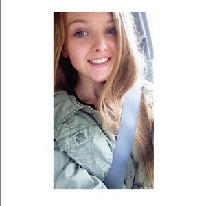 Meet your Posher, Baily