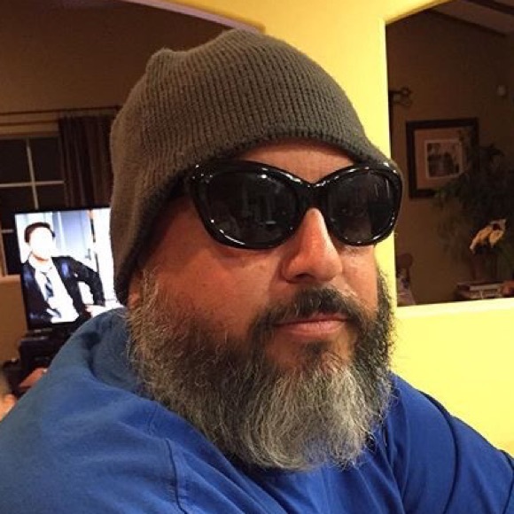 Meet your Posher, Alex