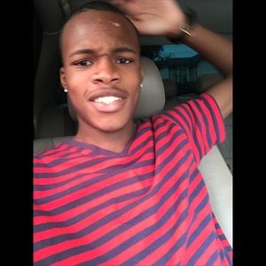 Meet your Posher, Adrian