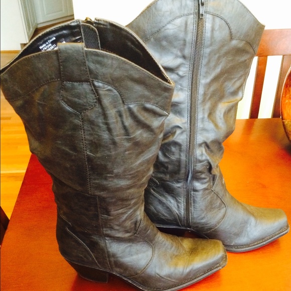 Cowgirl boots!!
