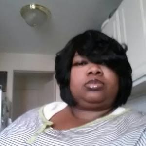 Meet your Posher, Aisha