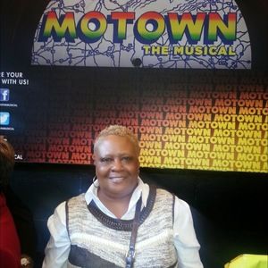 Meet your Posher, Lorraine