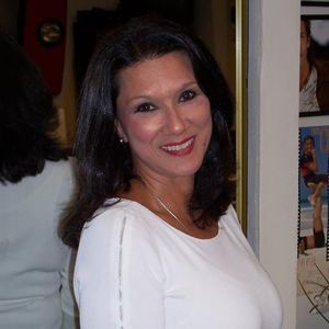 Meet your Posher, Vida