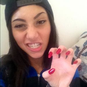 Meet your Posher, Nashara