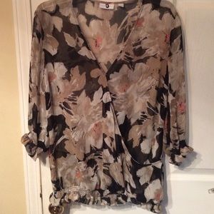 FINAL PRICE! New York & Co. Sheer Floral Top