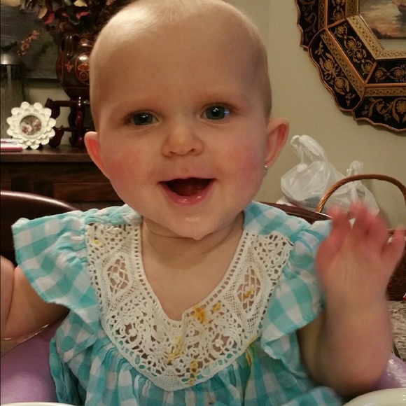 Meet your Posher, Joanie - Picture 4 of 4