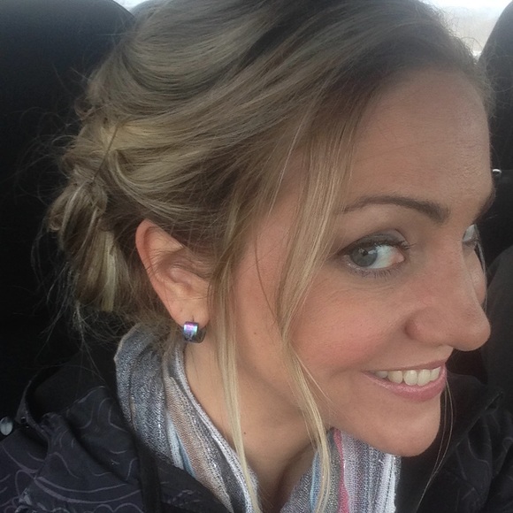 Meet your Posher, Jamie - Picture 2 of 2