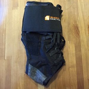 Shock Doctor ankle brace