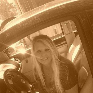 Meet your Posher, Christy