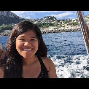 Meet your Posher, Savra