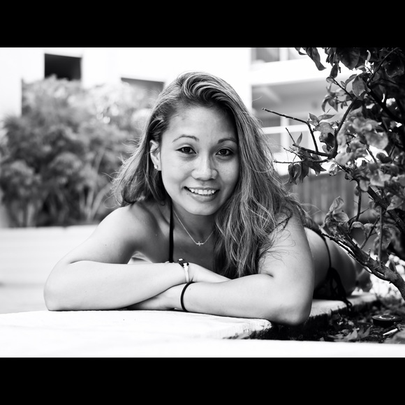 Meet your Posher, Ruby - Picture 2 of 2