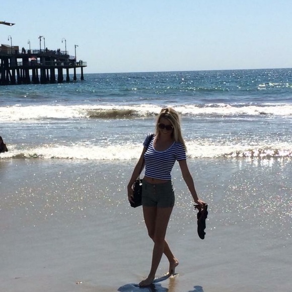 Meet your Posher, Mara - Picture 2 of 4