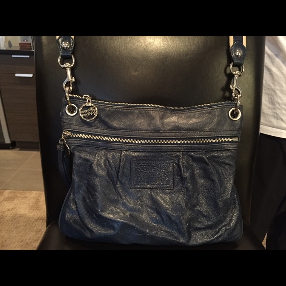 Coach Poppy Navy Leather Crossbody