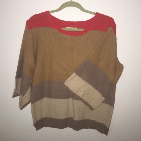 Color block sweater with wide sleeves